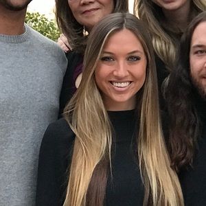 Meet your Posher, Brenna